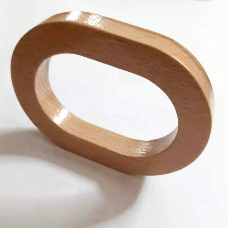 Montessori for babies. Grasping Shape