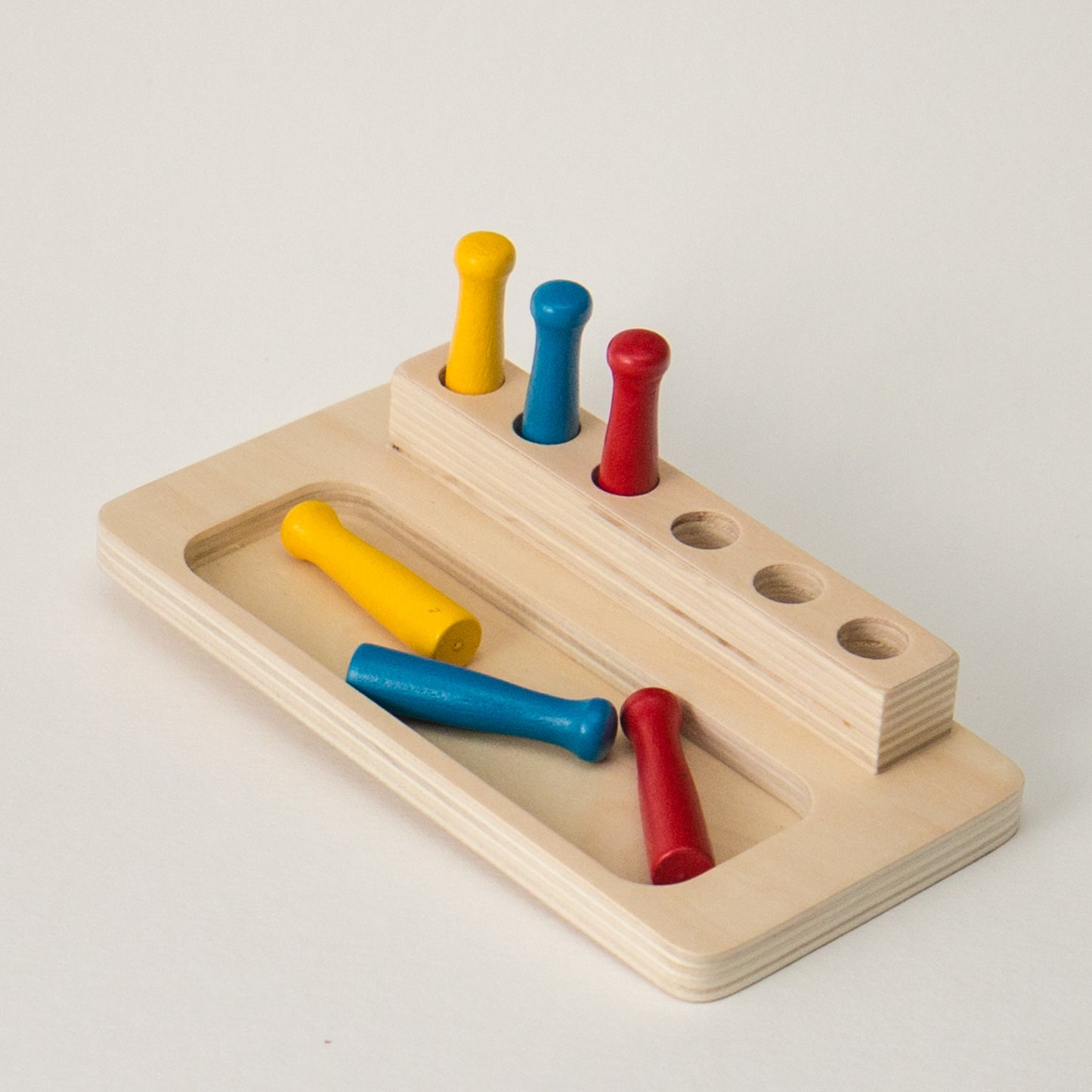 Montessori Toys New Zealand: Imbucare Peg Board